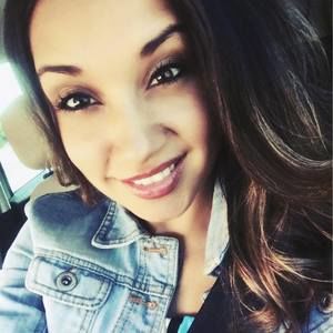 Meet your Posher, Candace